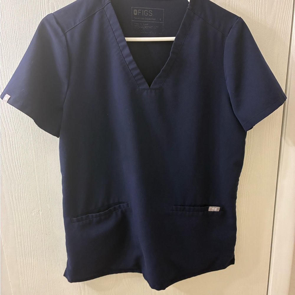 Figs Navy Scrub Set Catarina Top size+ Zamora jogger pants size small